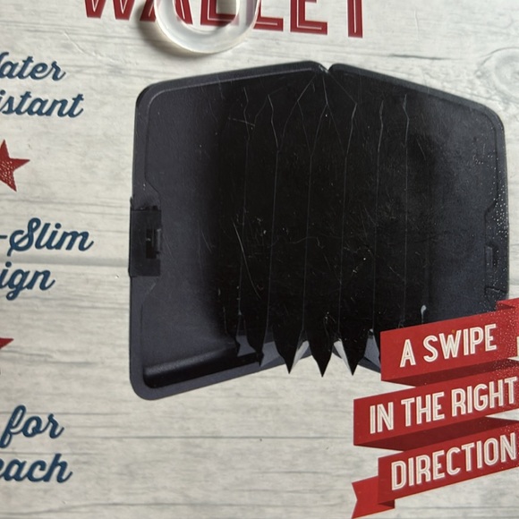 Wembley Data Protection Wallet with RFID - Picture 4 of 6